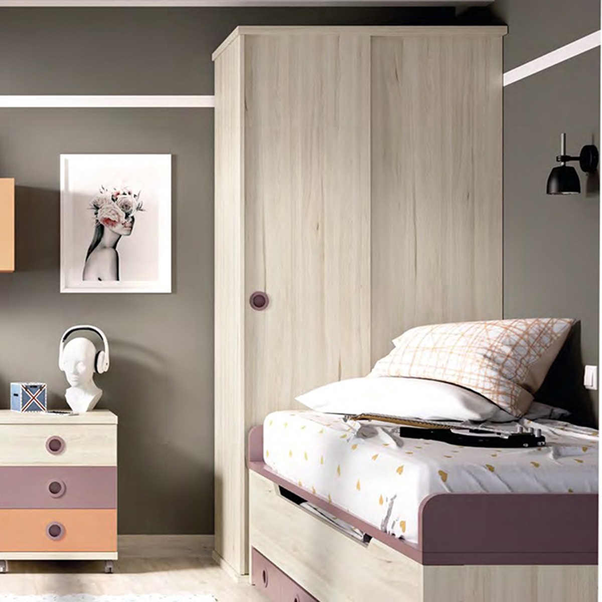 Corner Wardrobe With Slading And Folding Door