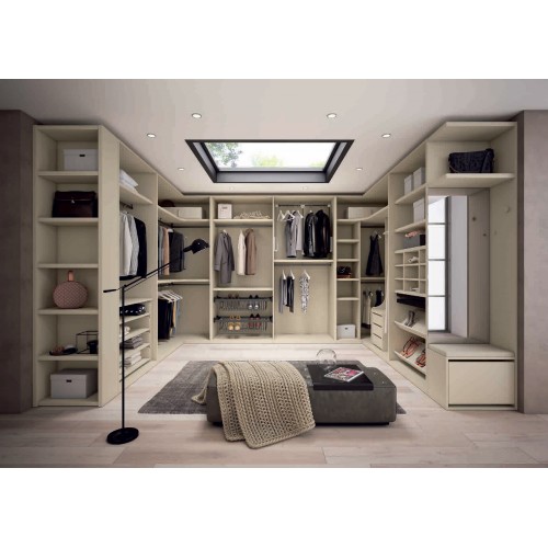 Fully Equipped Open Walk-In Closet